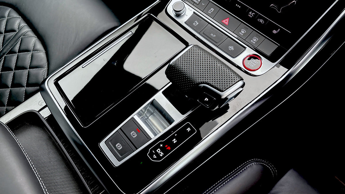 Audi SQ7 Image 6