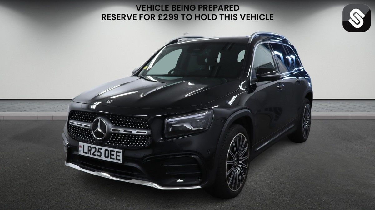 Mercedes-Benz GLB Image 2