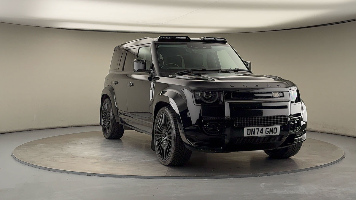 More views of Land Rover Defender 110