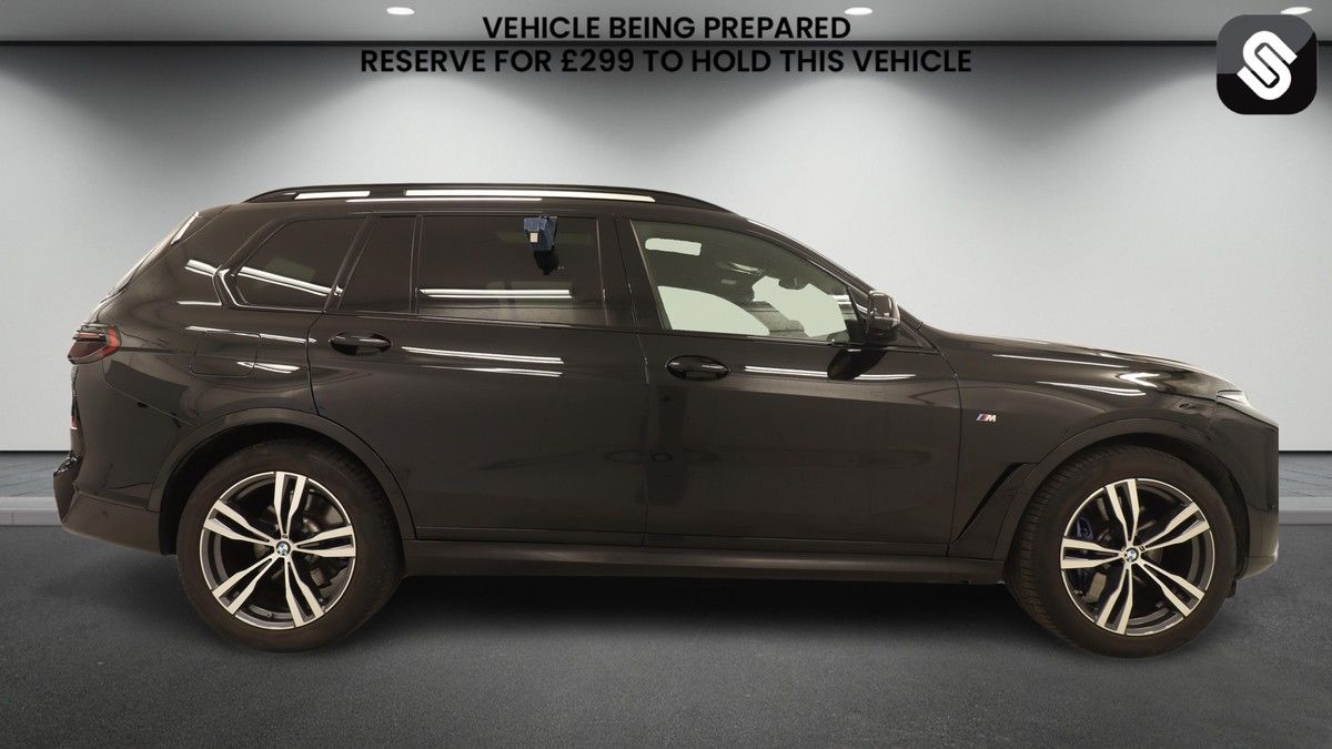 BMW X7 Image 5