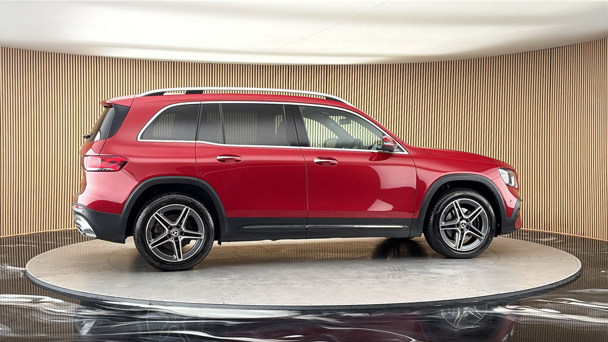 More views of Mercedes-Benz GLB