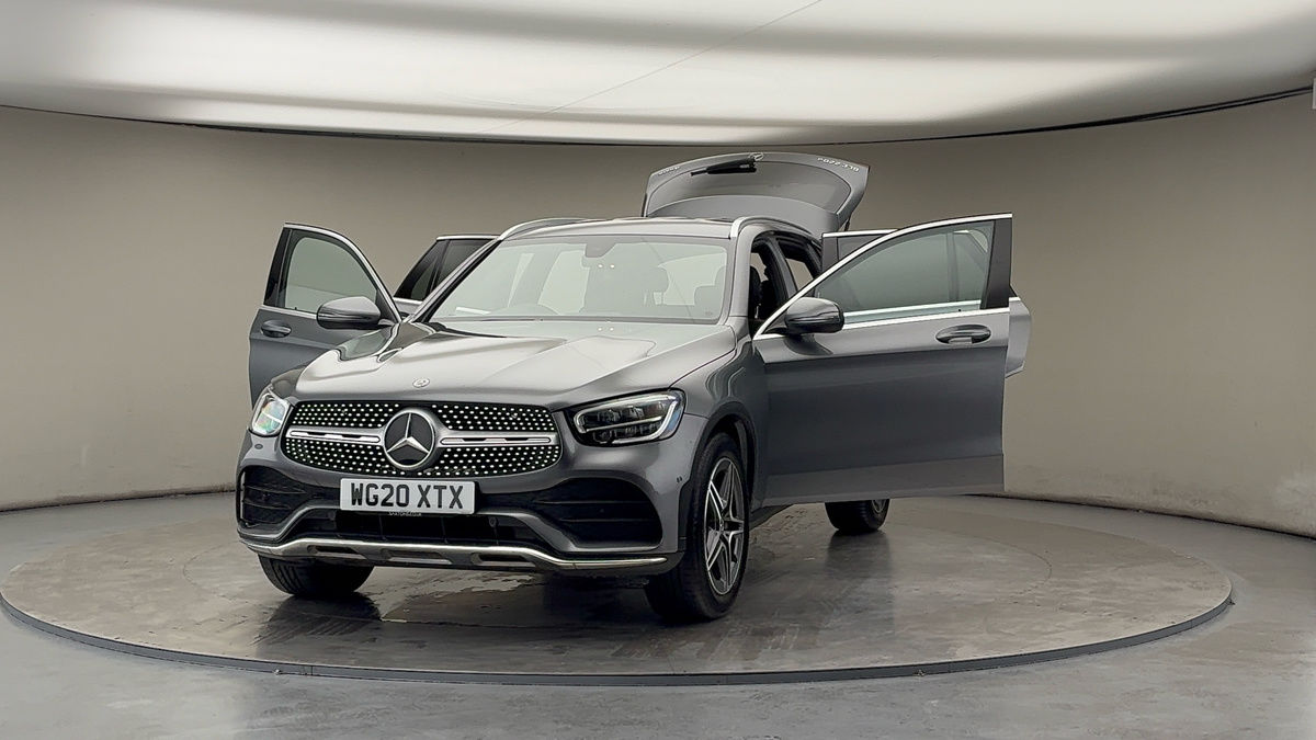 More views of Mercedes-Benz GLC