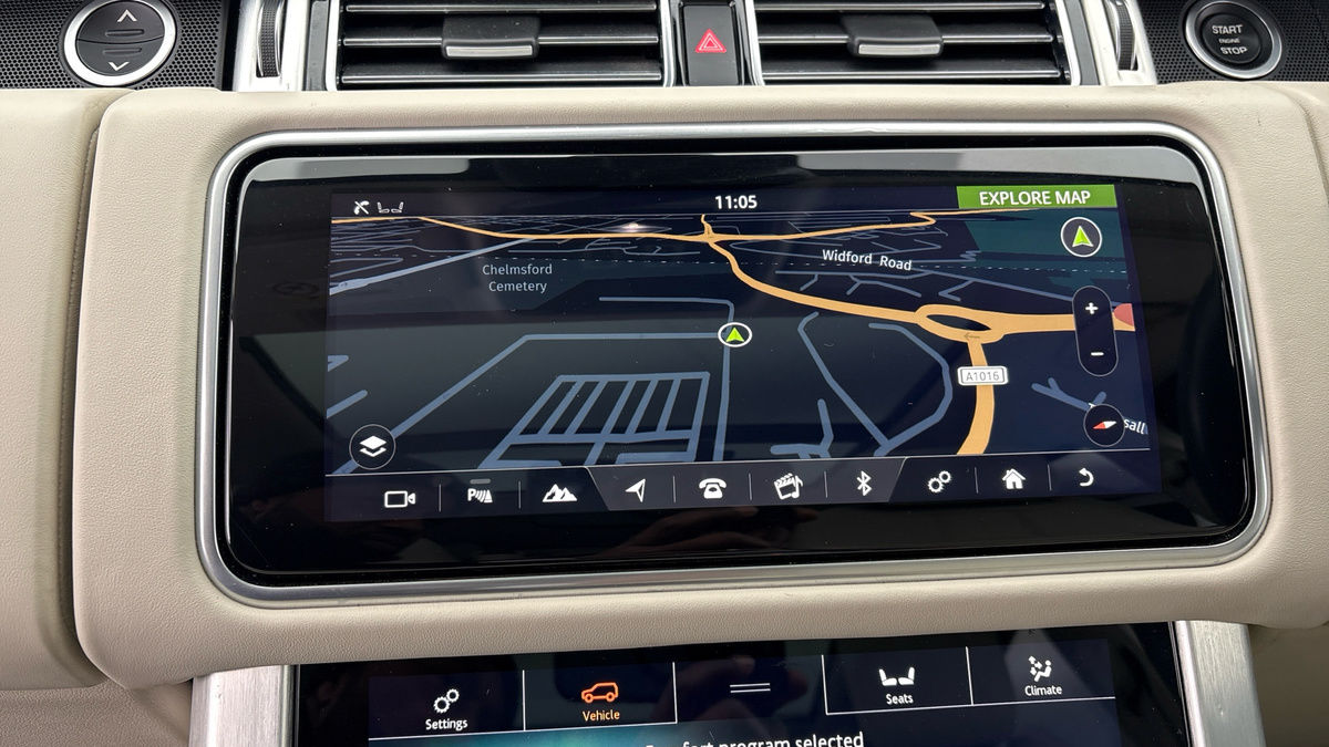 Land Rover Range Rover Image 17