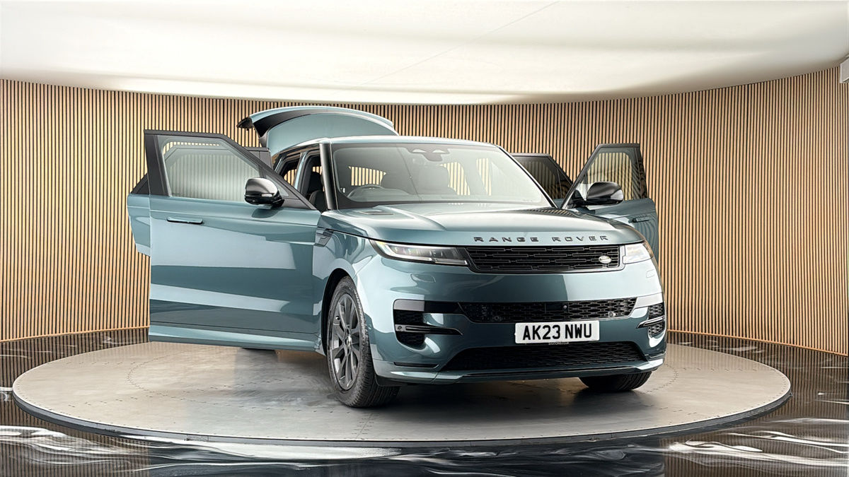 More views of Land Rover Range Rover Sport