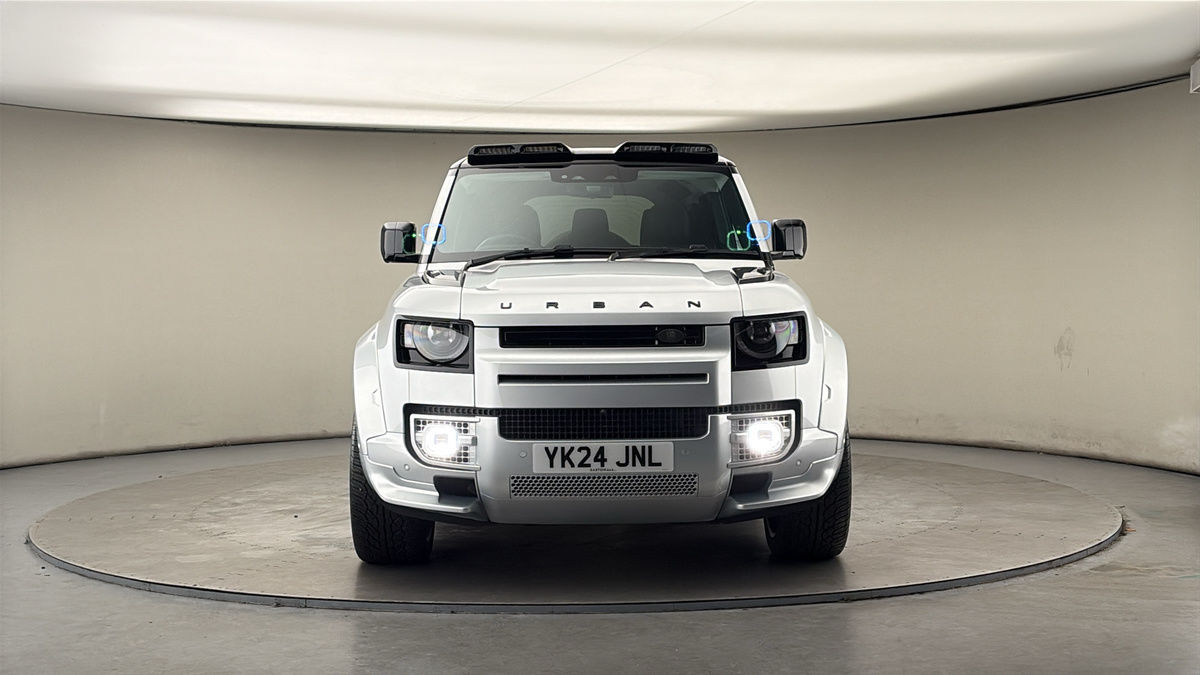 Land Rover Defender 110 Urban Image 3