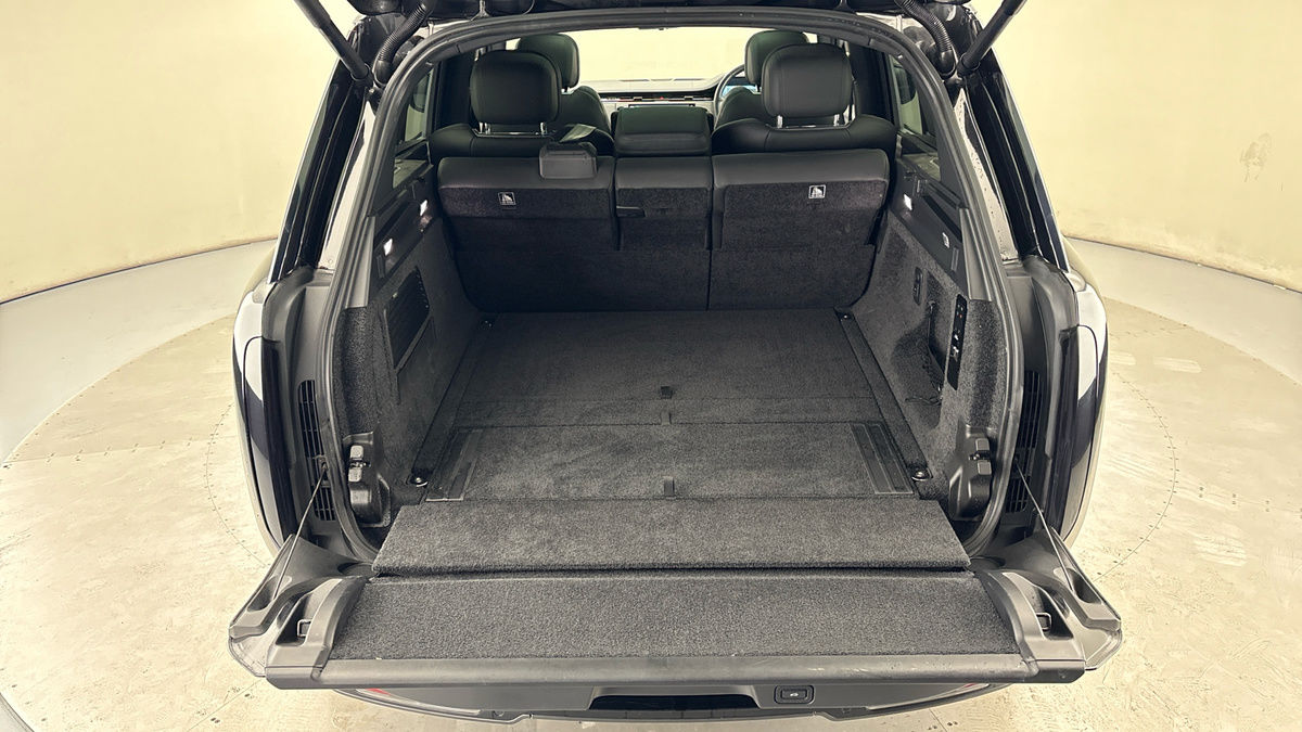 Land Rover Range Rover Image 11