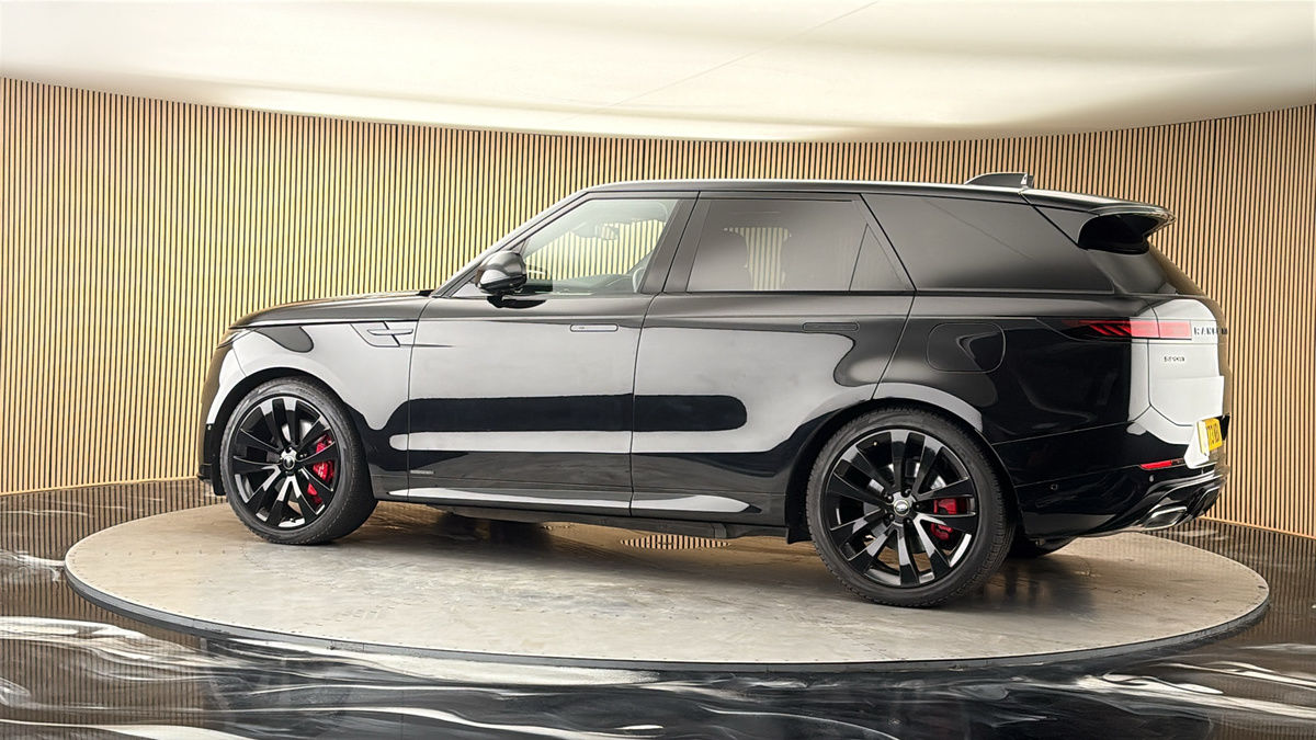 More views of Land Rover Range Rover Sport
