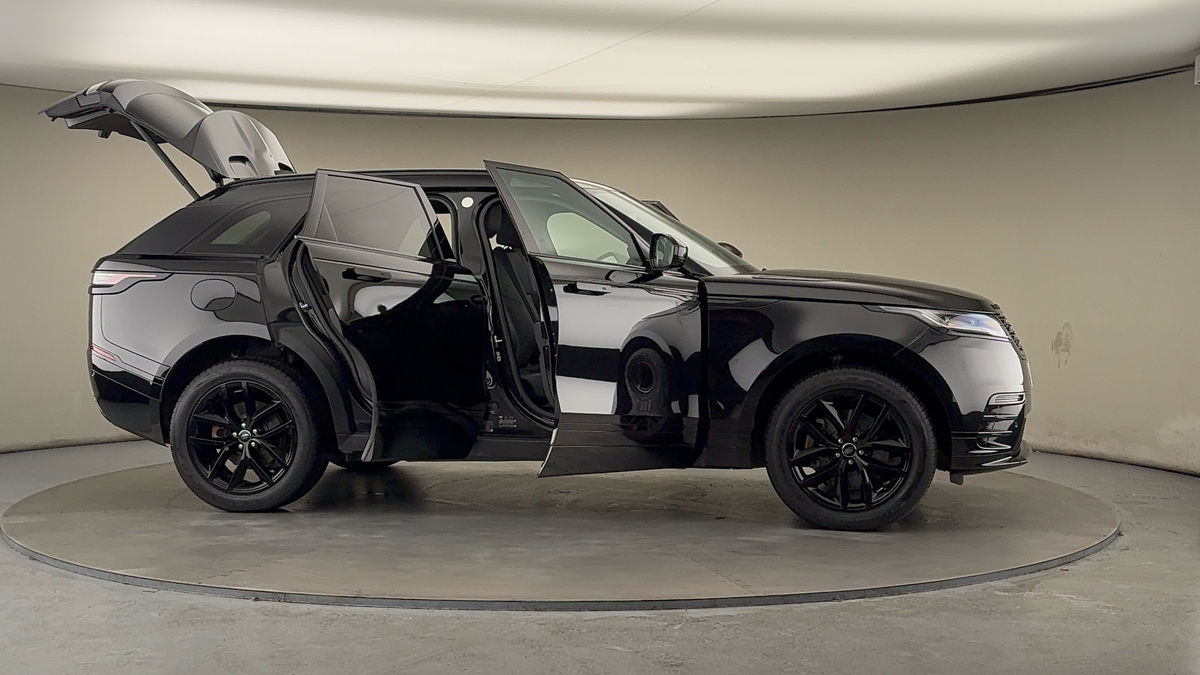 More views of Land Rover Range Rover Velar