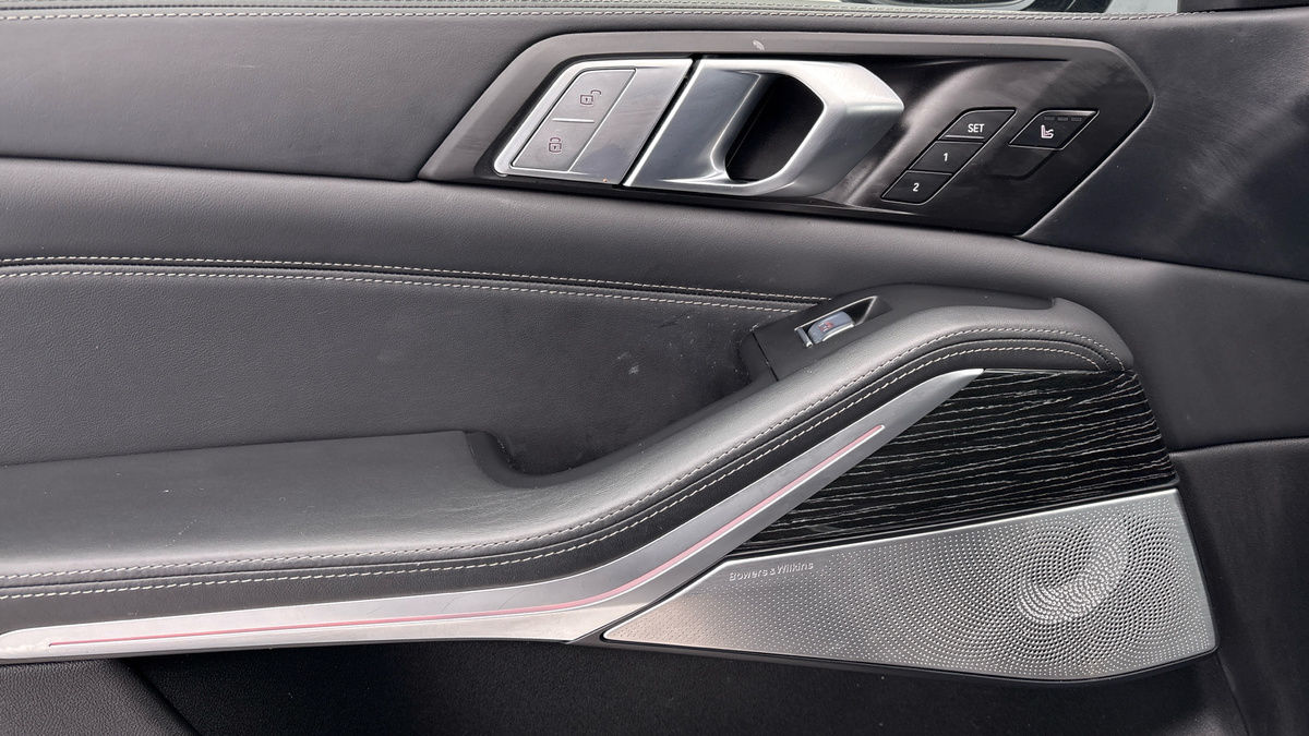 BMW X7 Image 19