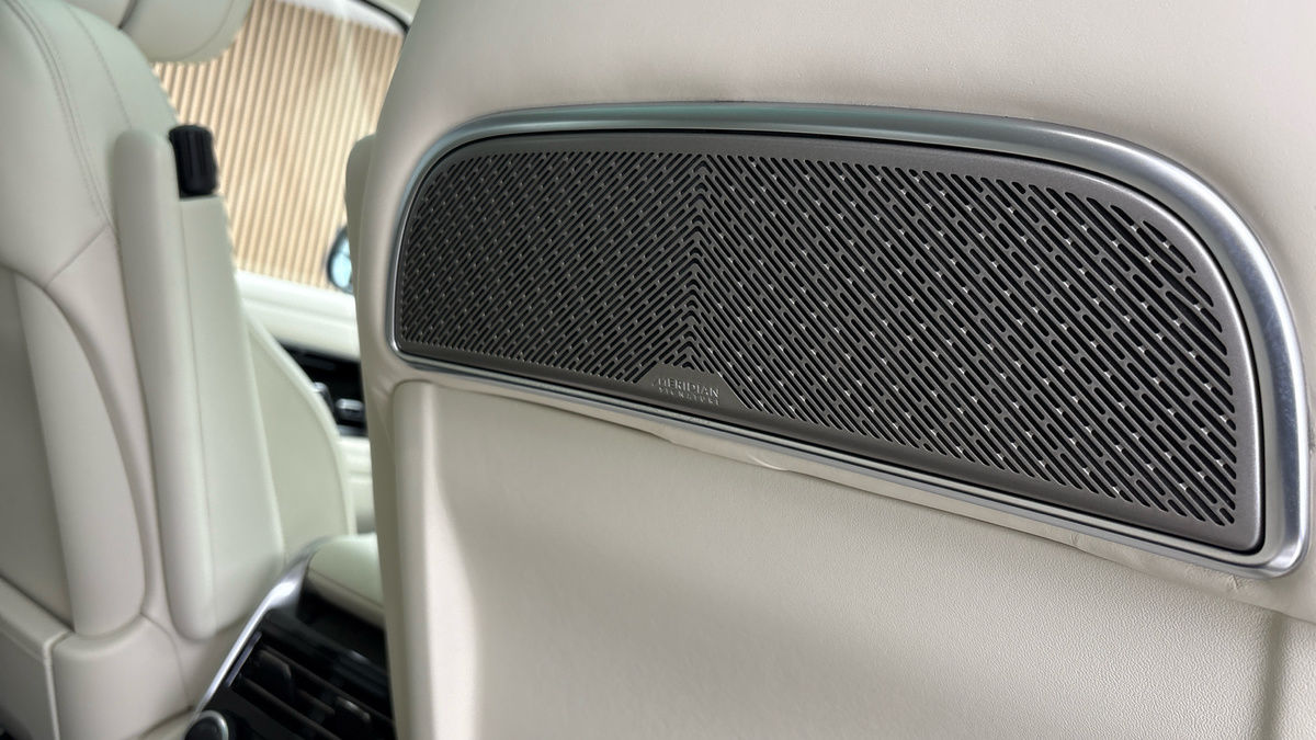 Land Rover Range Rover Image 28
