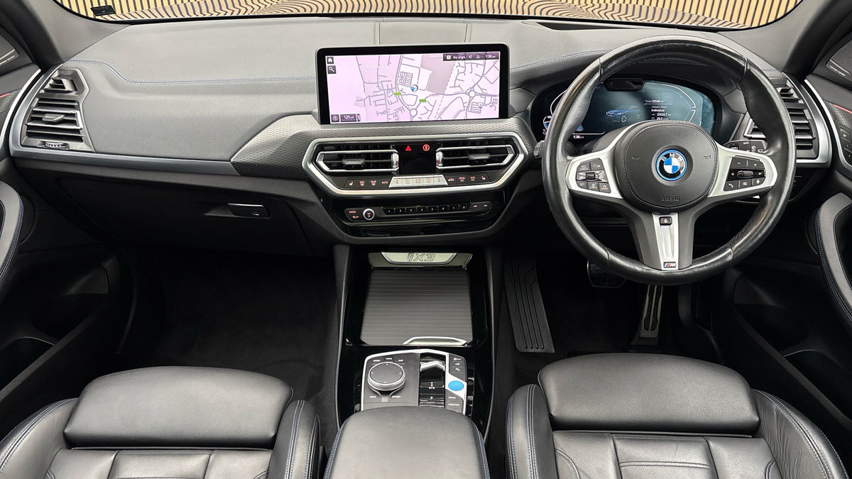 BMW iX3 Image 12