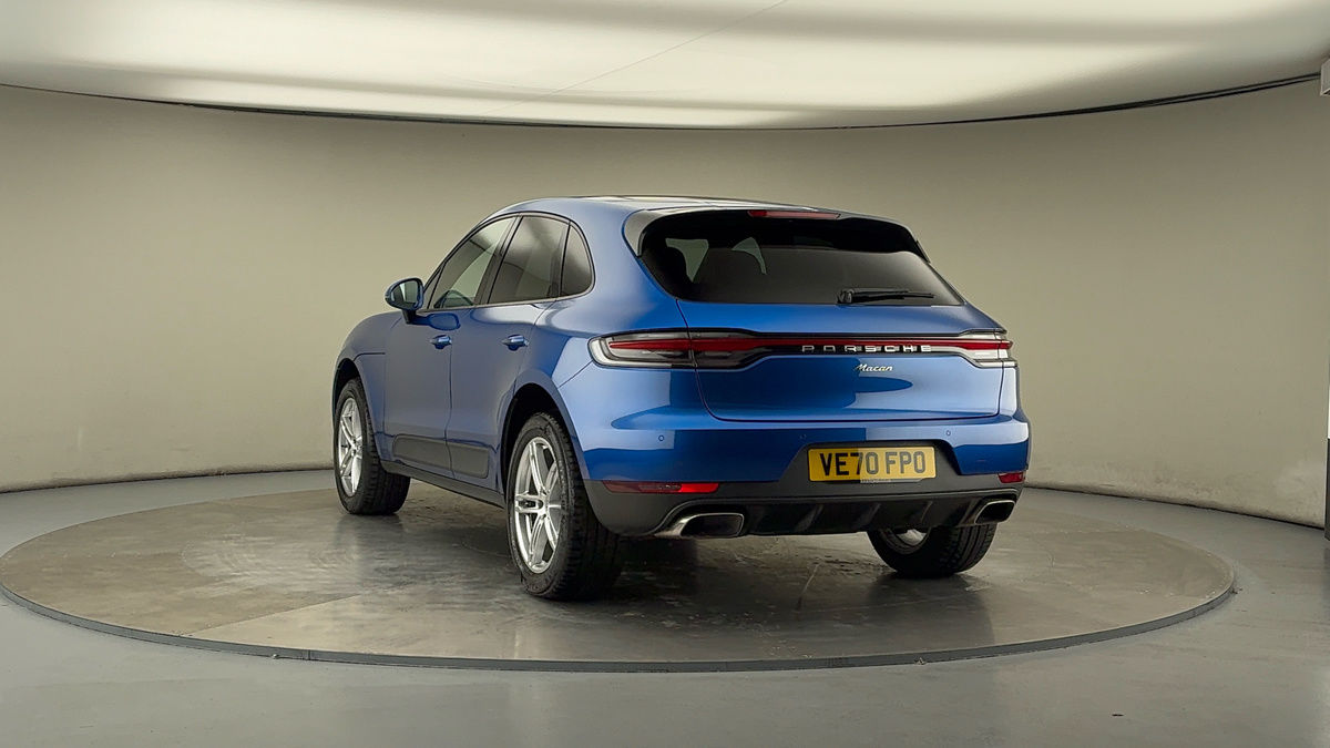 More views of Porsche Macan