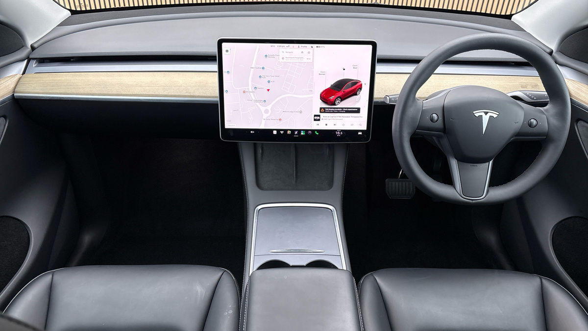 Tesla Model Y Image 12
