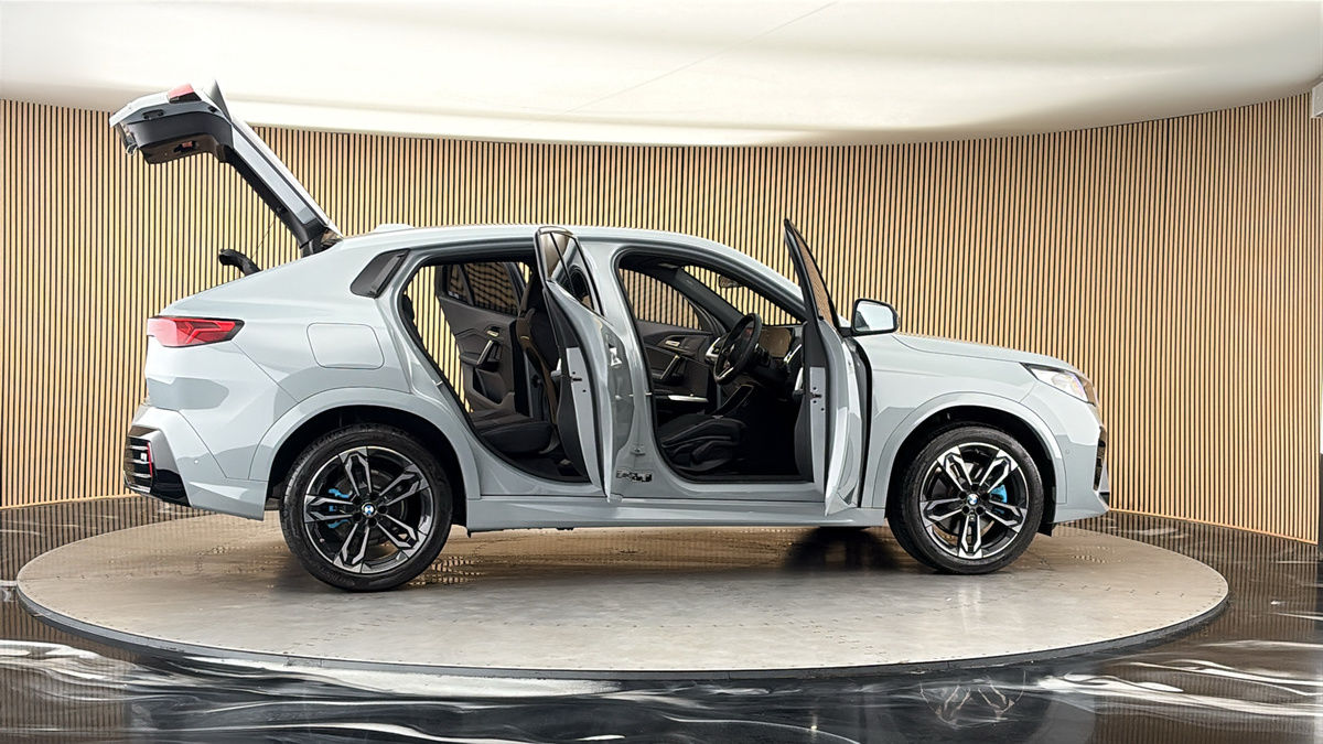 More views of BMW X2