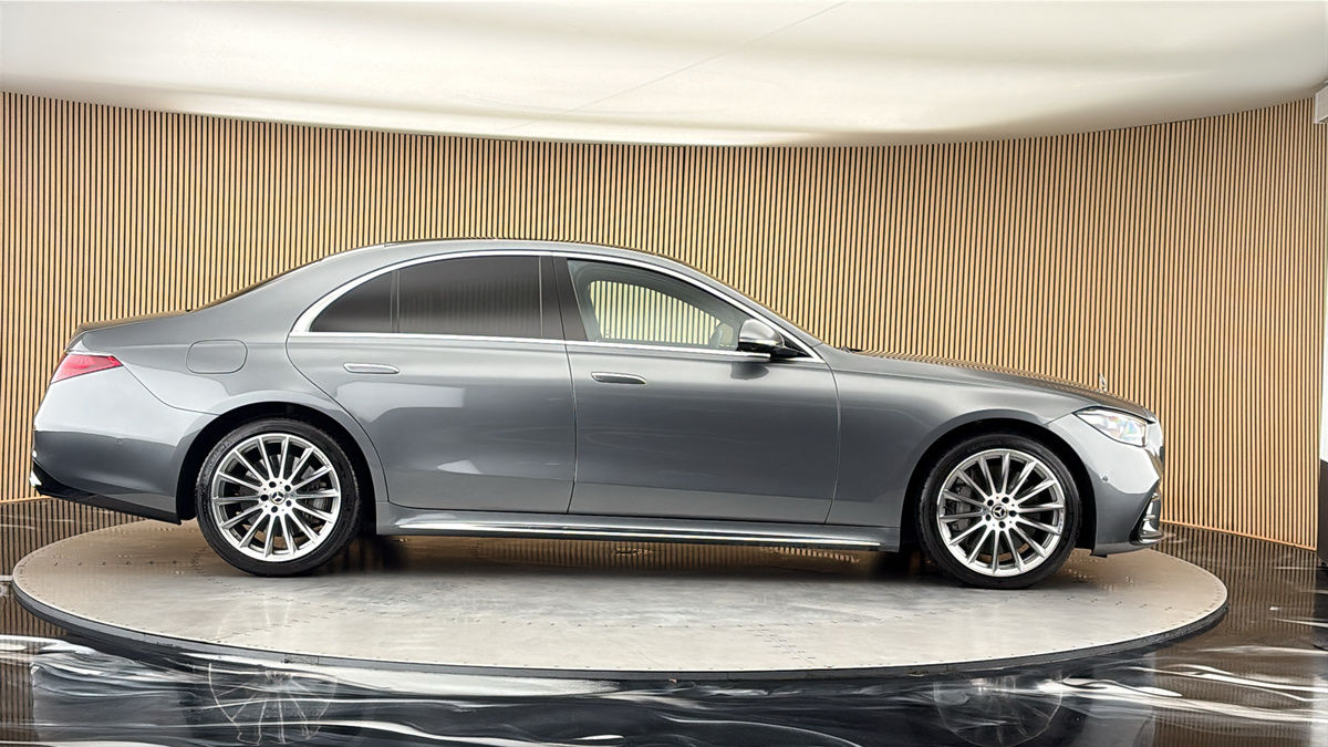 Mercedes-Benz S Class Image 16