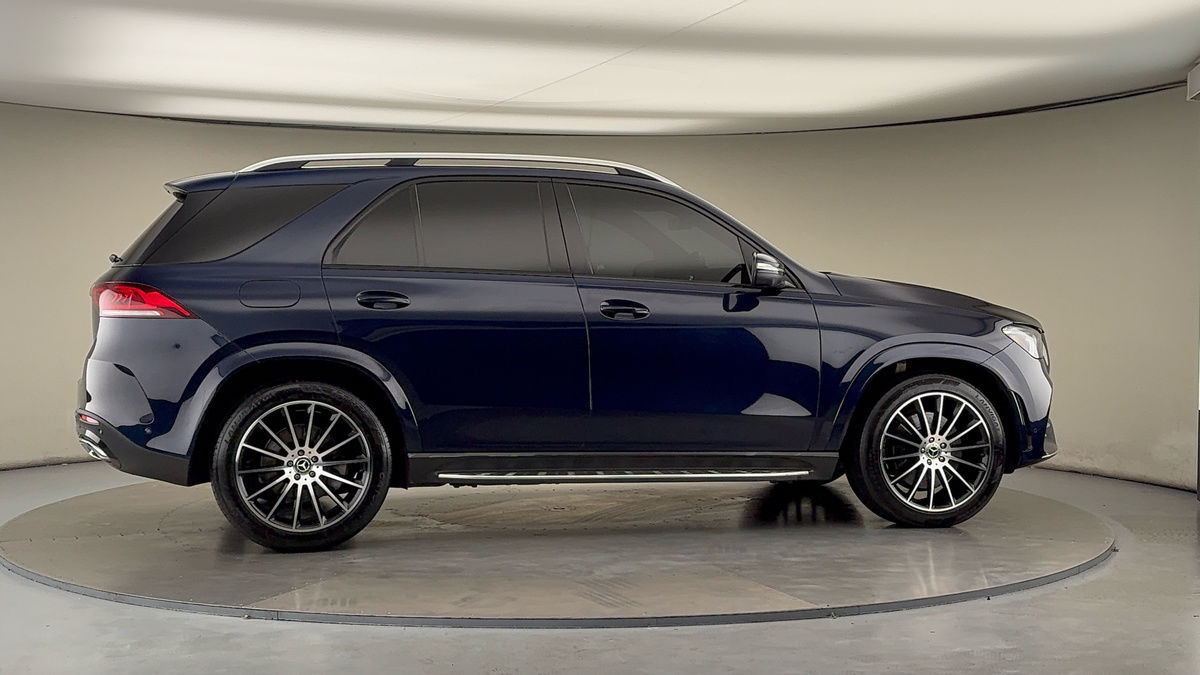 More views of Mercedes-Benz GLE