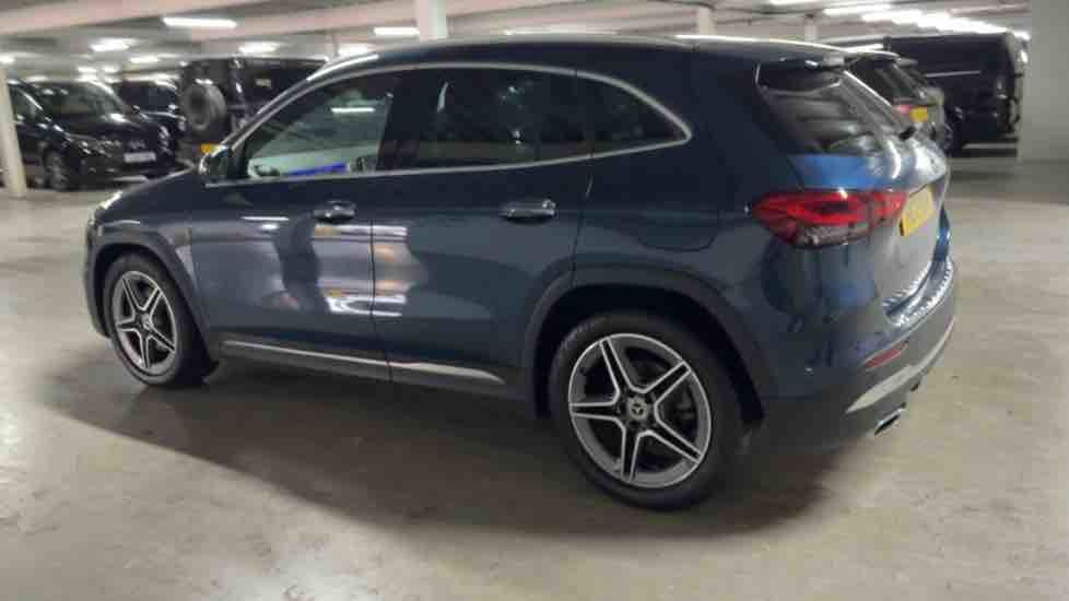 More views of Mercedes-Benz GLA
