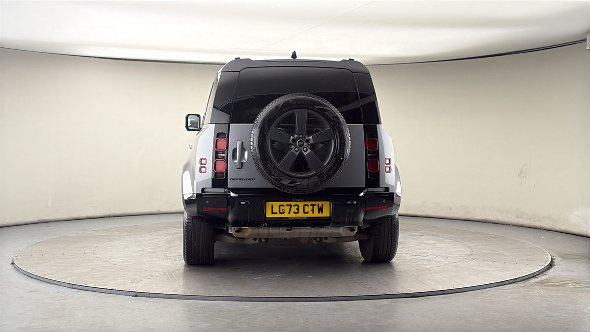 More views of Land Rover Defender 110