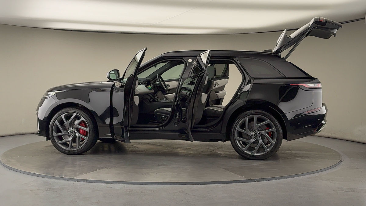 More views of Land Rover Range Rover Velar