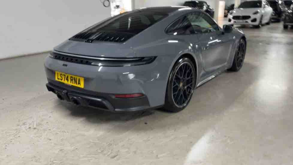 More views of Porsche 911