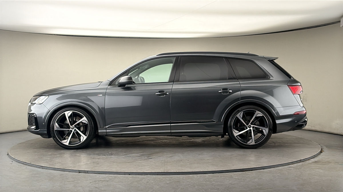 Audi Q7 Image 15