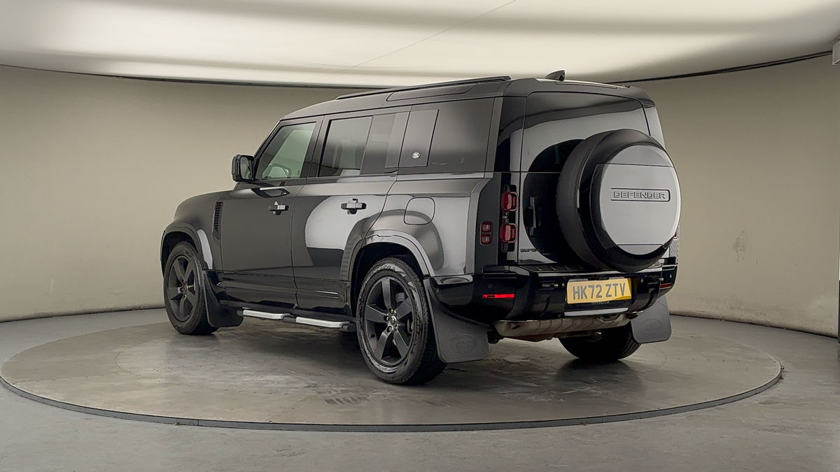 Land Rover Defender 110 Image 2