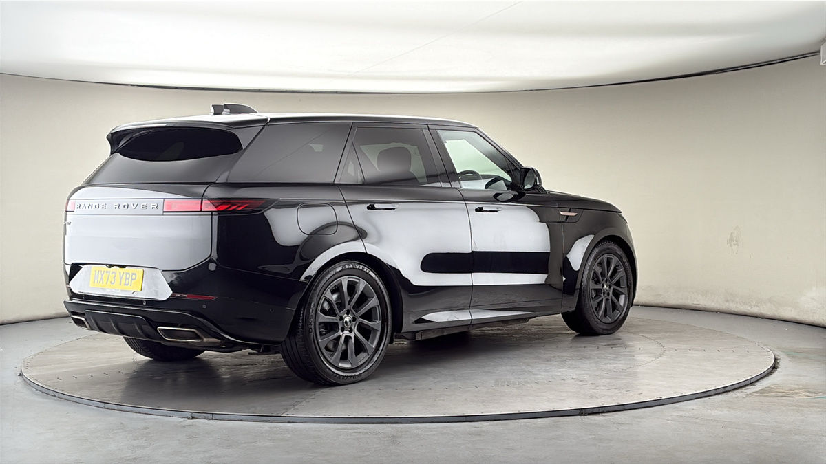 Land Rover Range Rover Sport Image 21