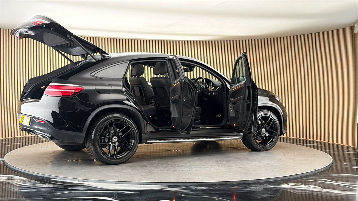 More views of Mercedes-Benz GLE
