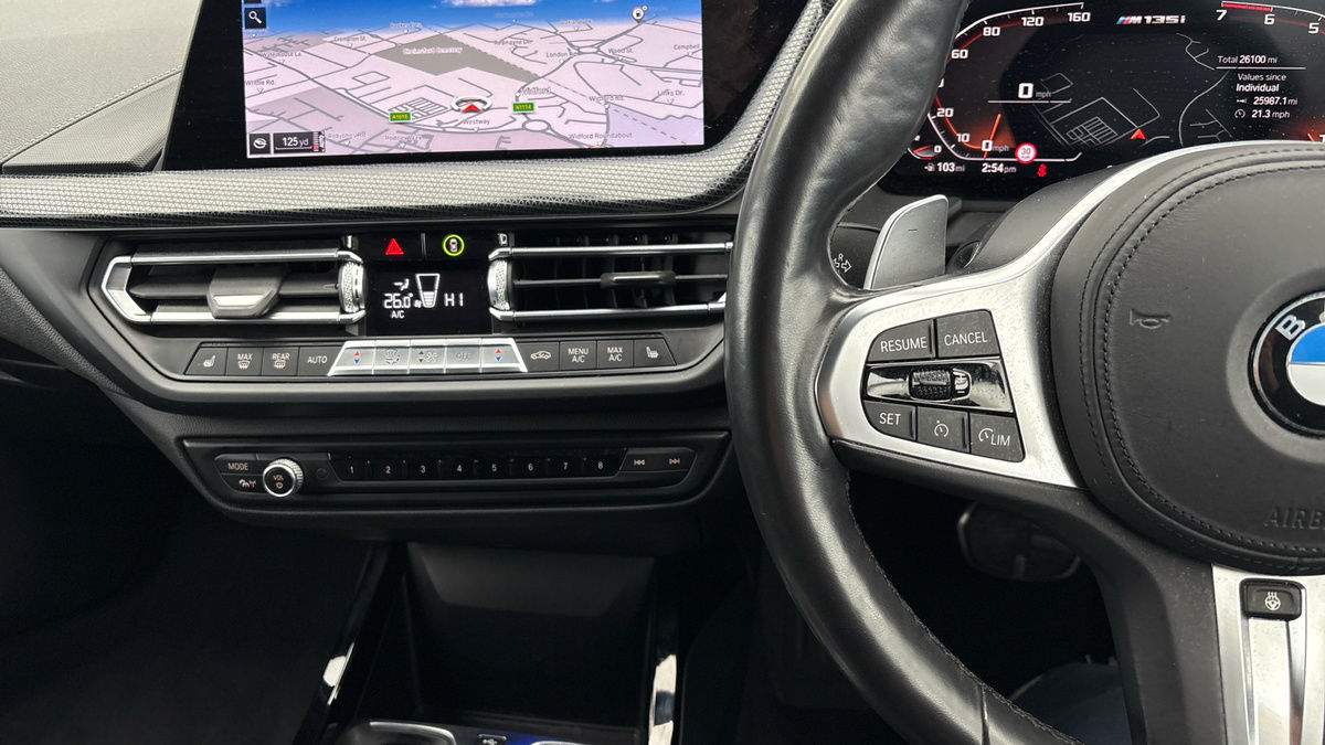 BMW 1 Series Image 13