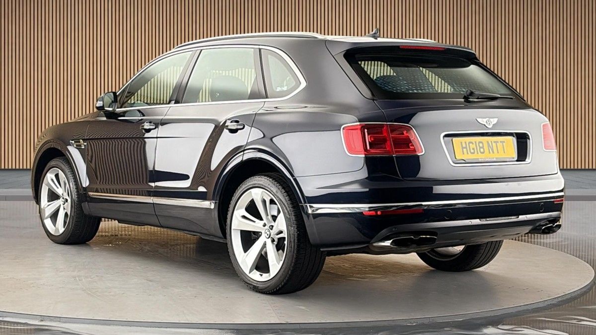 Bentley Bentayga Image 2