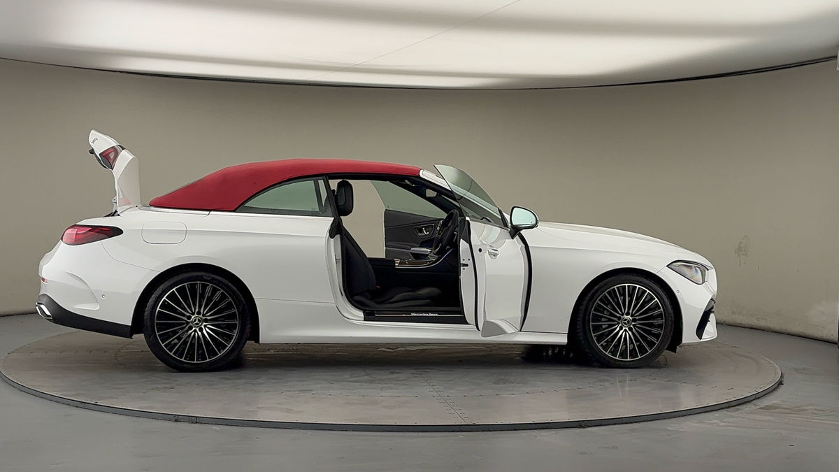 More views of Mercedes-Benz CLE