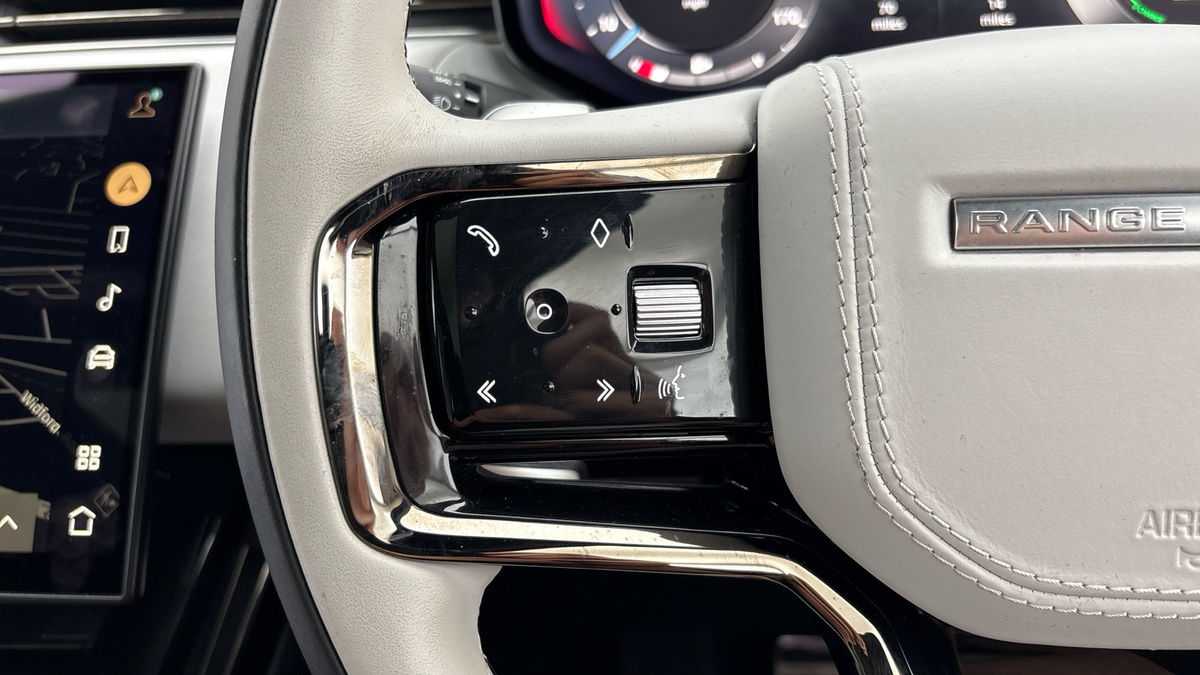 Land Rover Range Rover Sport Image 13