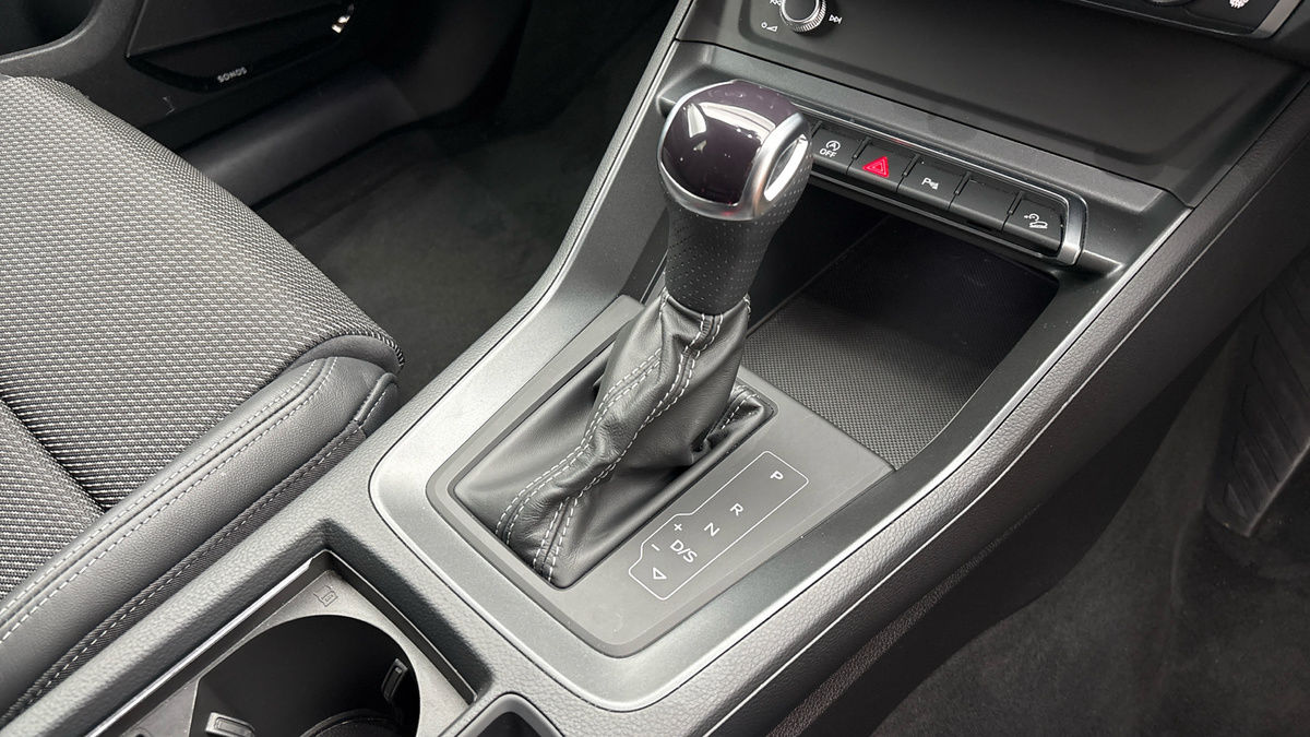 Audi Q3 Image 28
