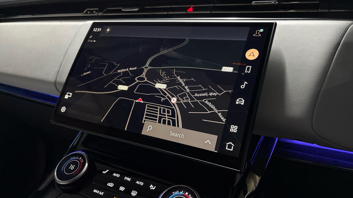 Land Rover Range Rover Sport Image 17
