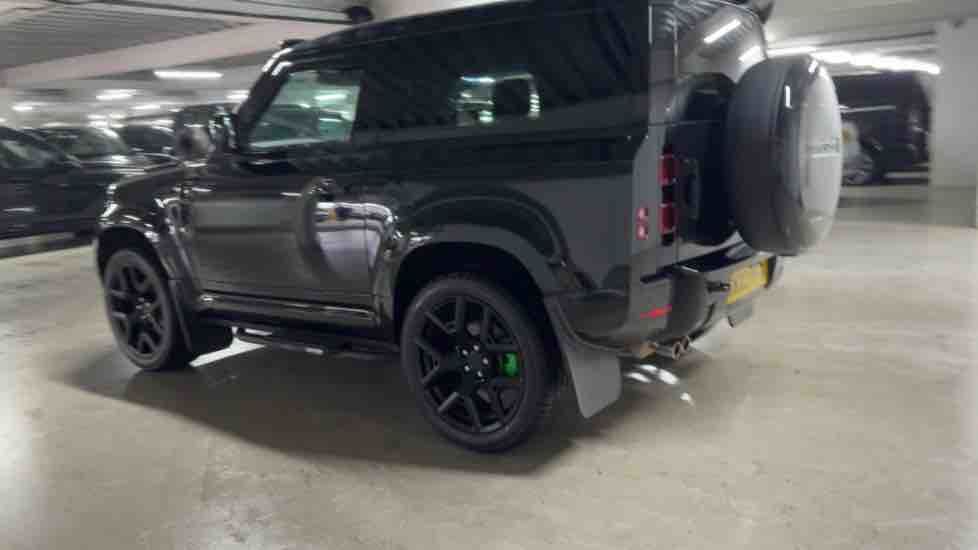 More views of Land Rover Defender 90
