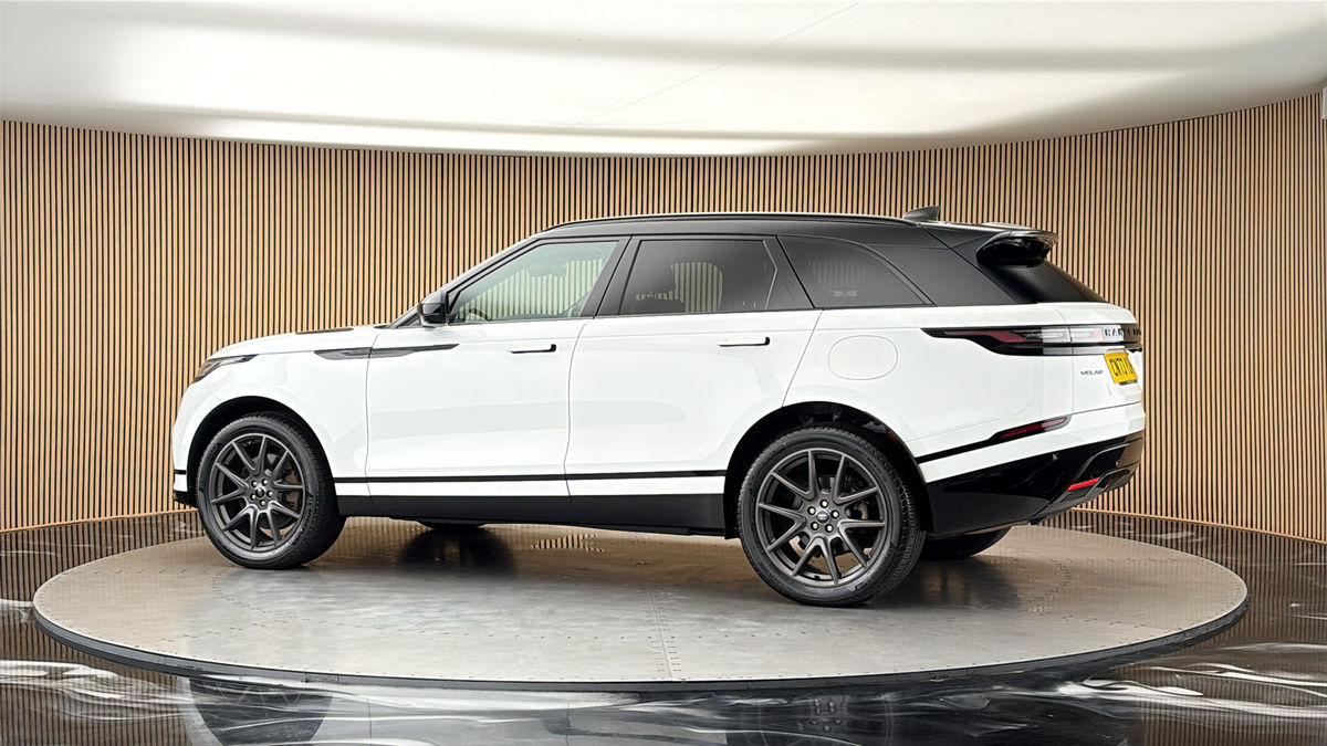 More views of Land Rover Range Rover Velar