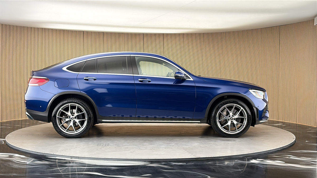 Mercedes-Benz GLC Image 16