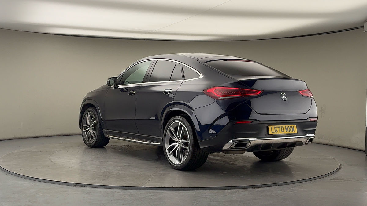 Mercedes-Benz GLE Image 2