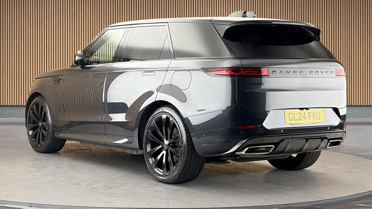 Land Rover Range Rover Sport Image 2