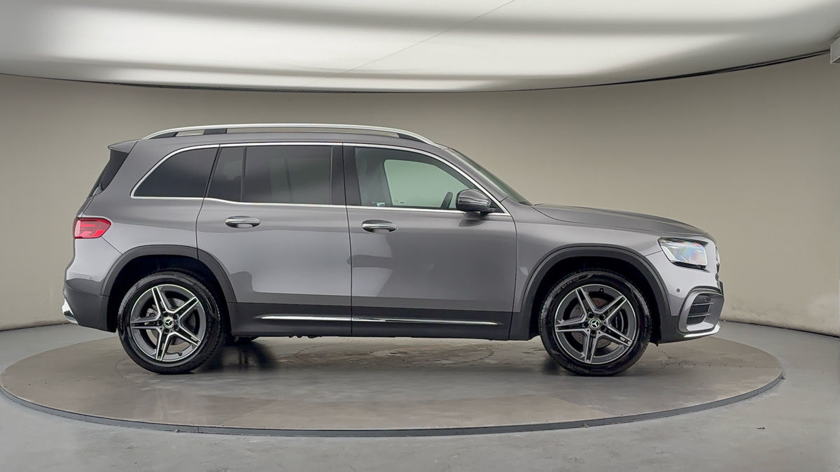 More views of Mercedes-Benz GLB