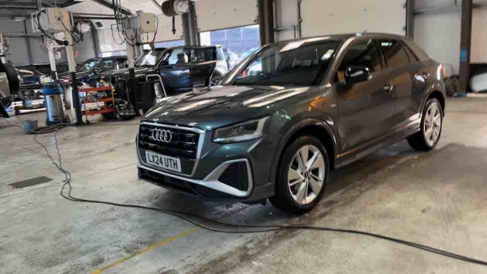 More views of Audi Q2