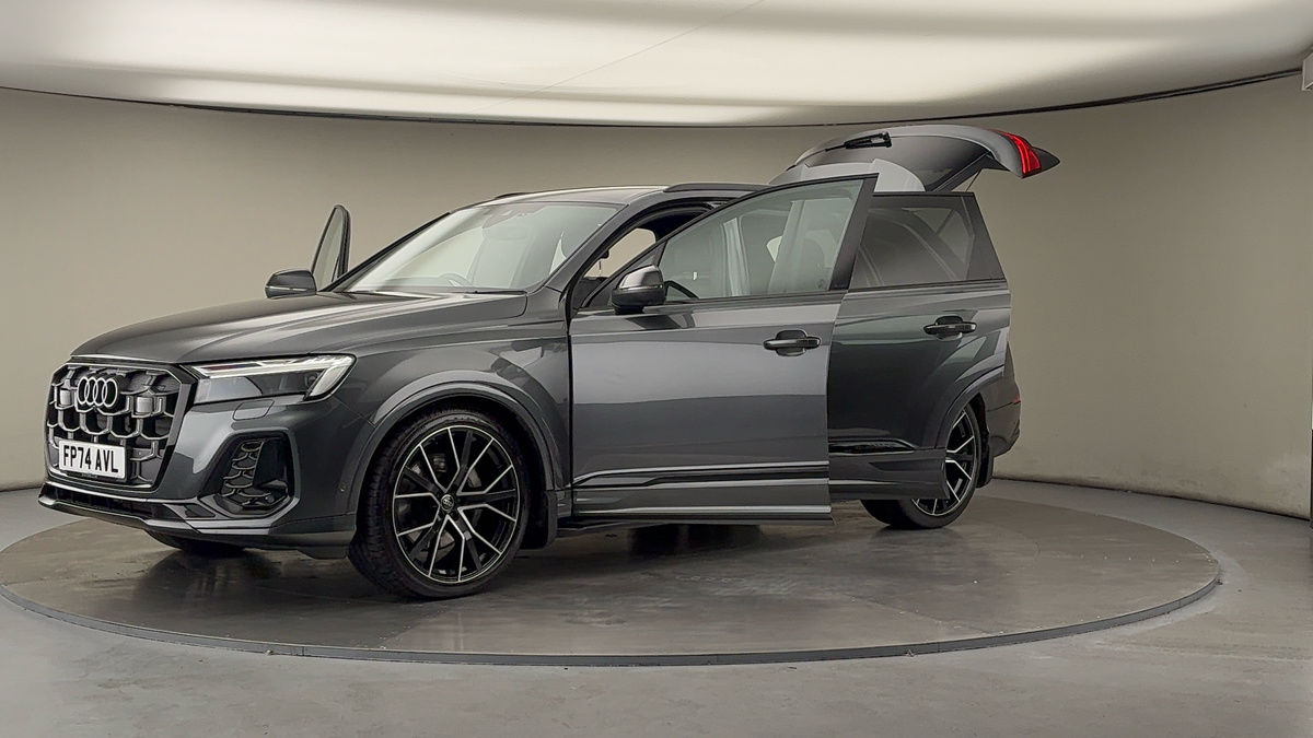 Audi Q7 Image 22