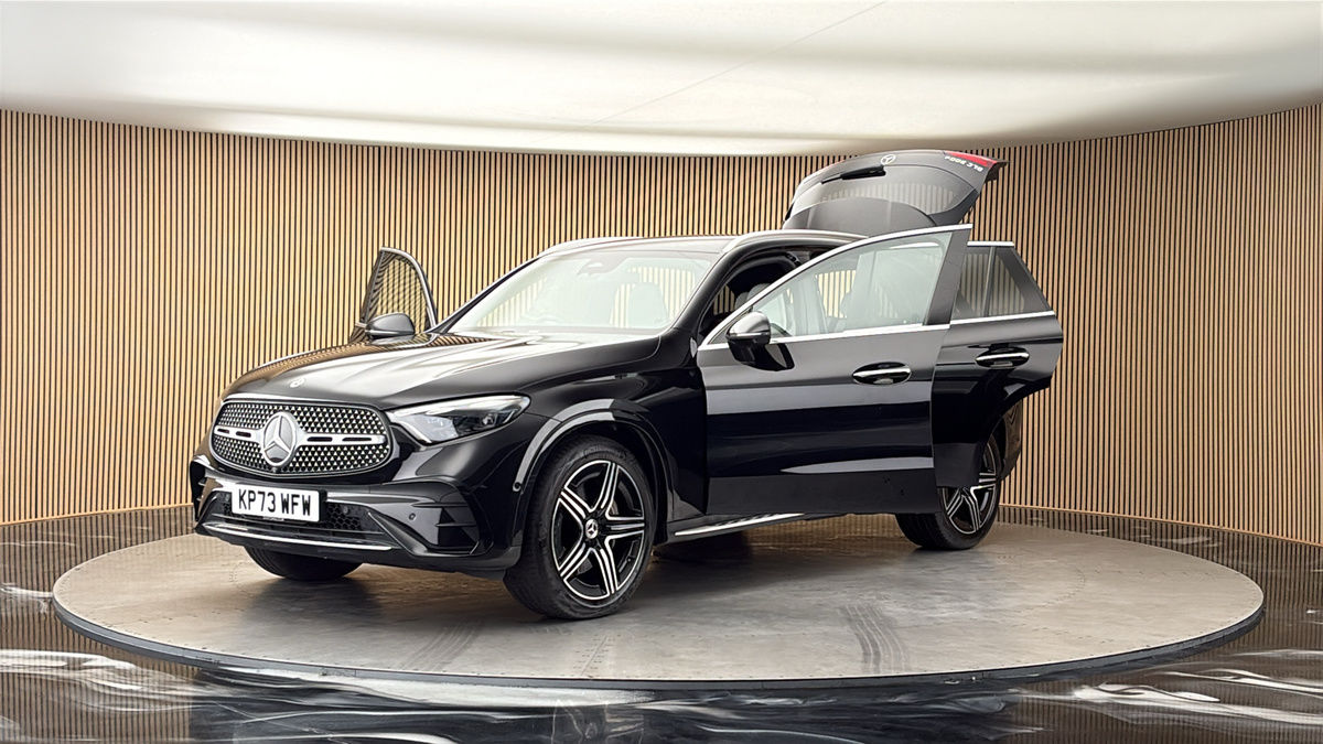More views of Mercedes-Benz GLC
