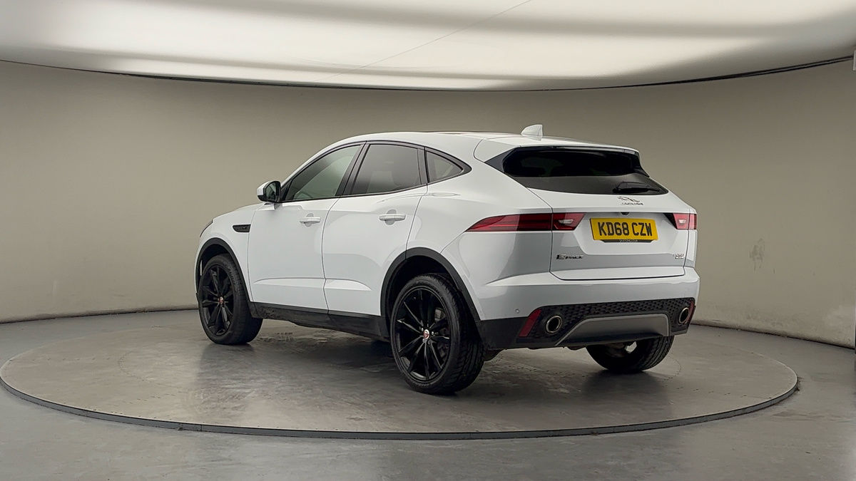 Jaguar E-PACE Image 2