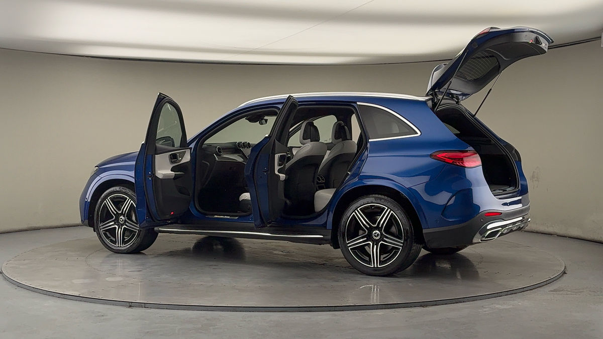 More views of Mercedes-Benz GLC