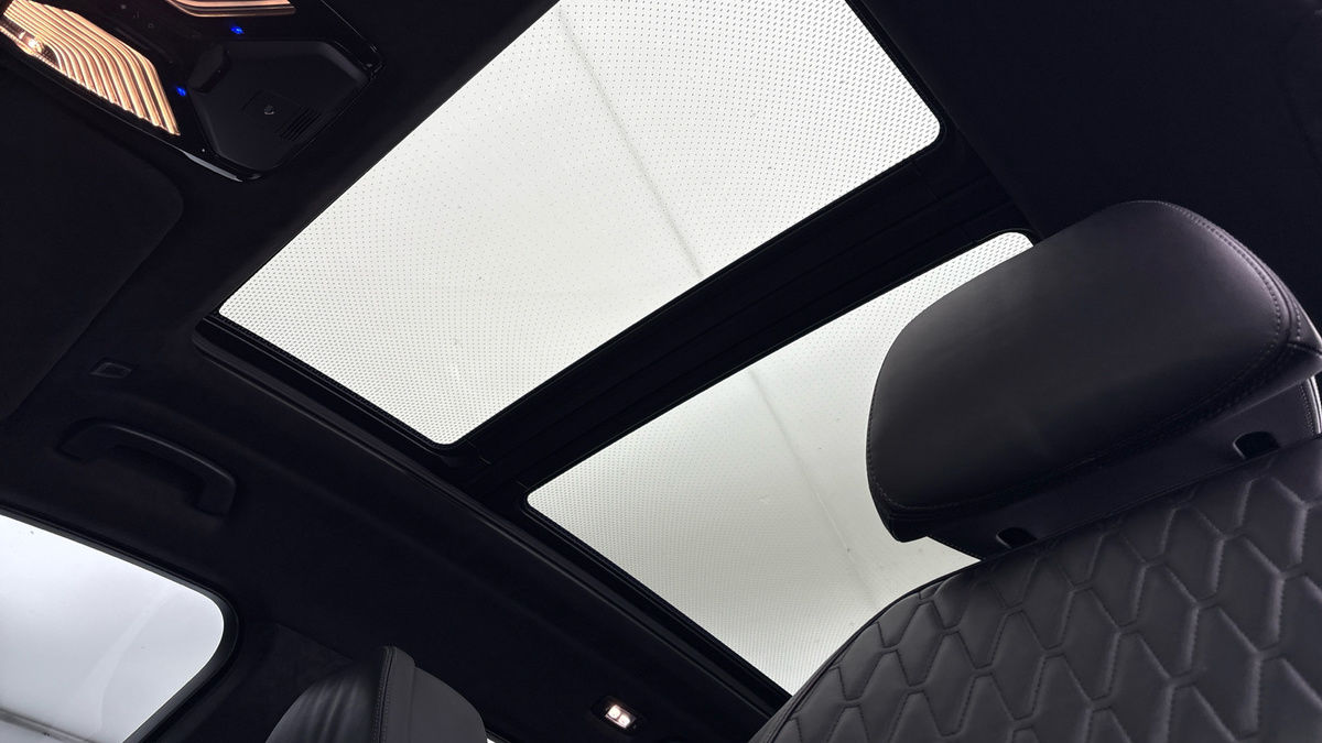 BMW X7 Image 6