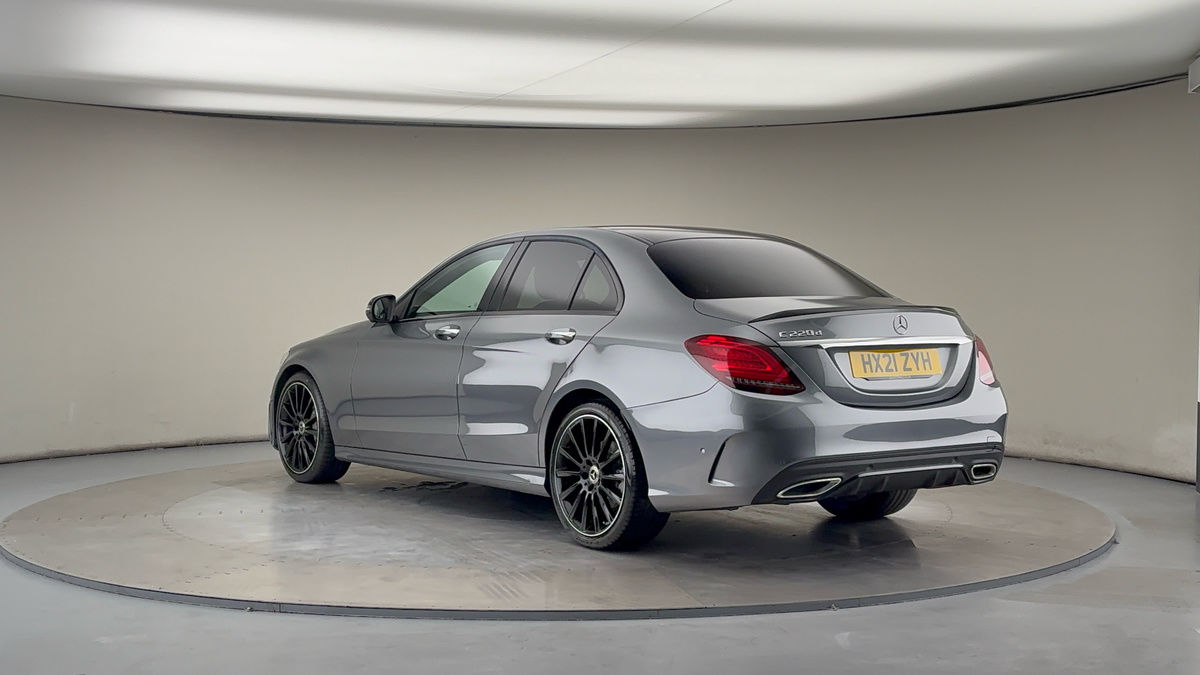 Mercedes-Benz C Class Image 2