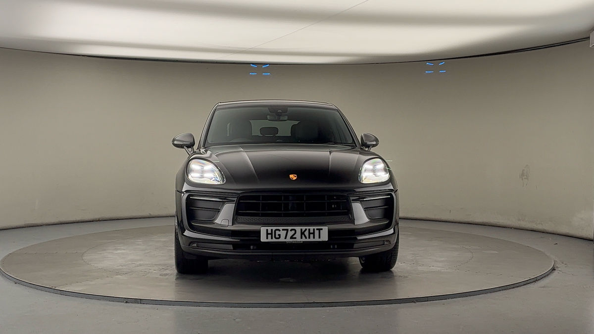 More views of Porsche Macan