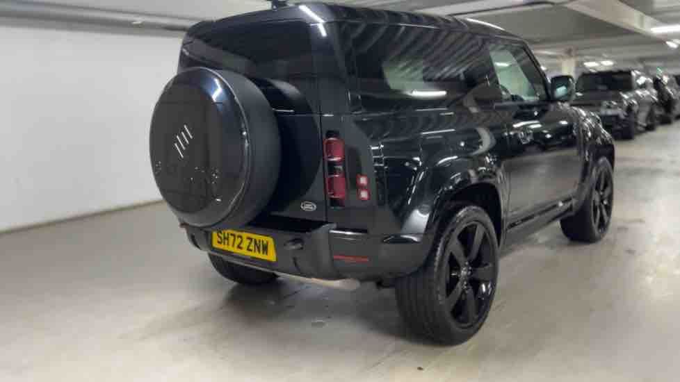 More views of Land Rover Defender 90