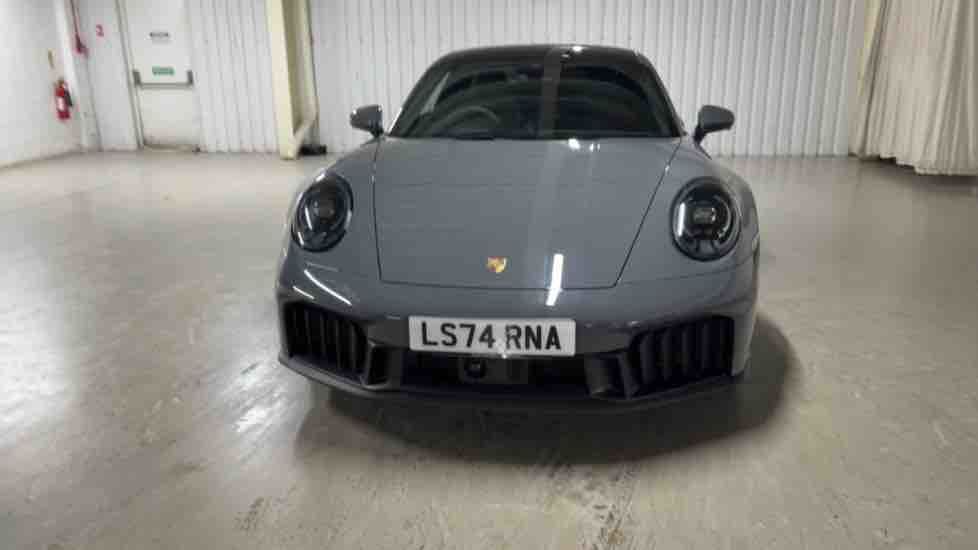 More views of Porsche 911